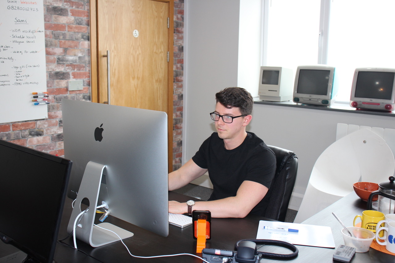 020. Tips on Becoming a Junior Designer with Luke (Interview)