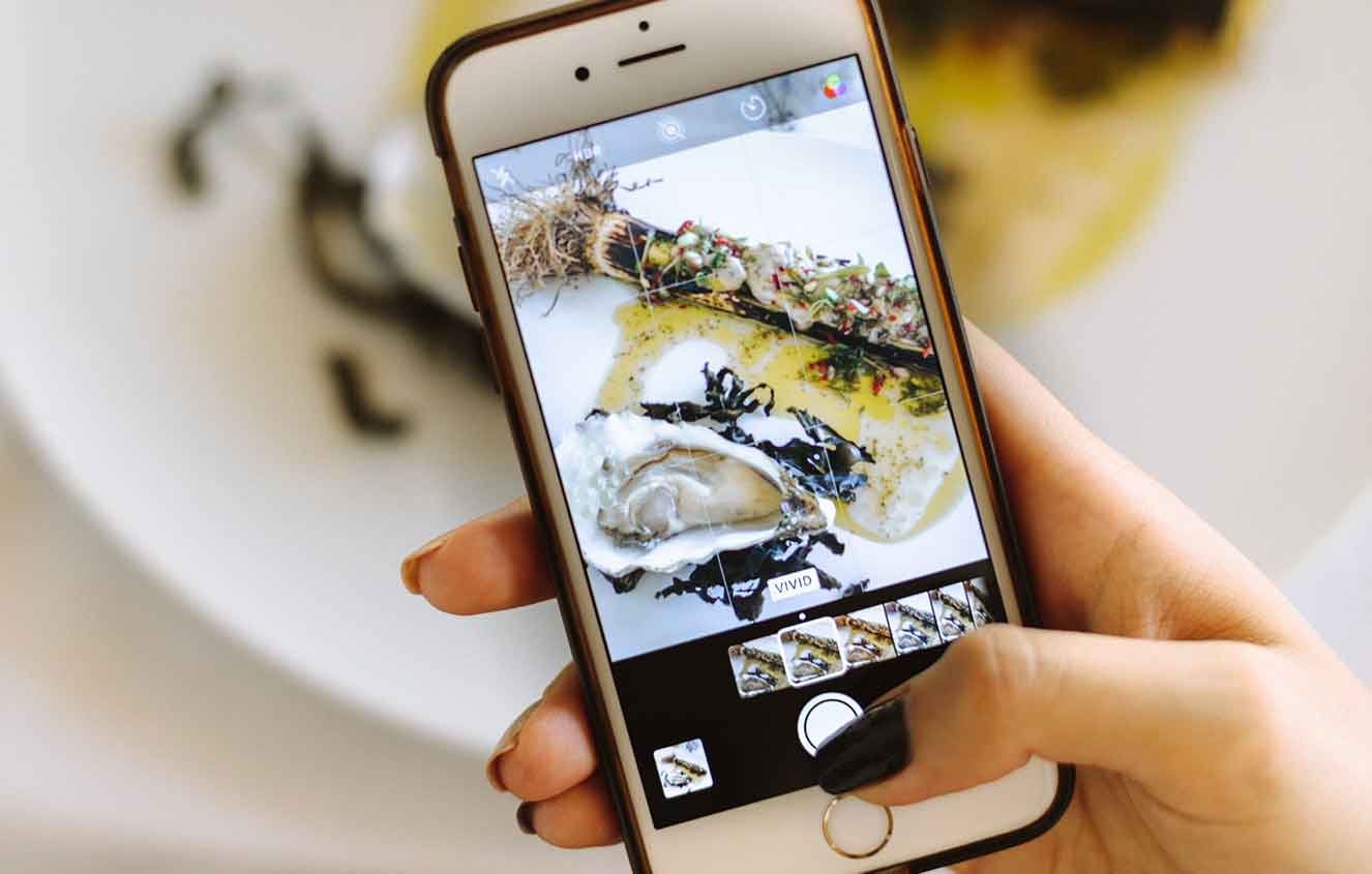 taking photographs for social media