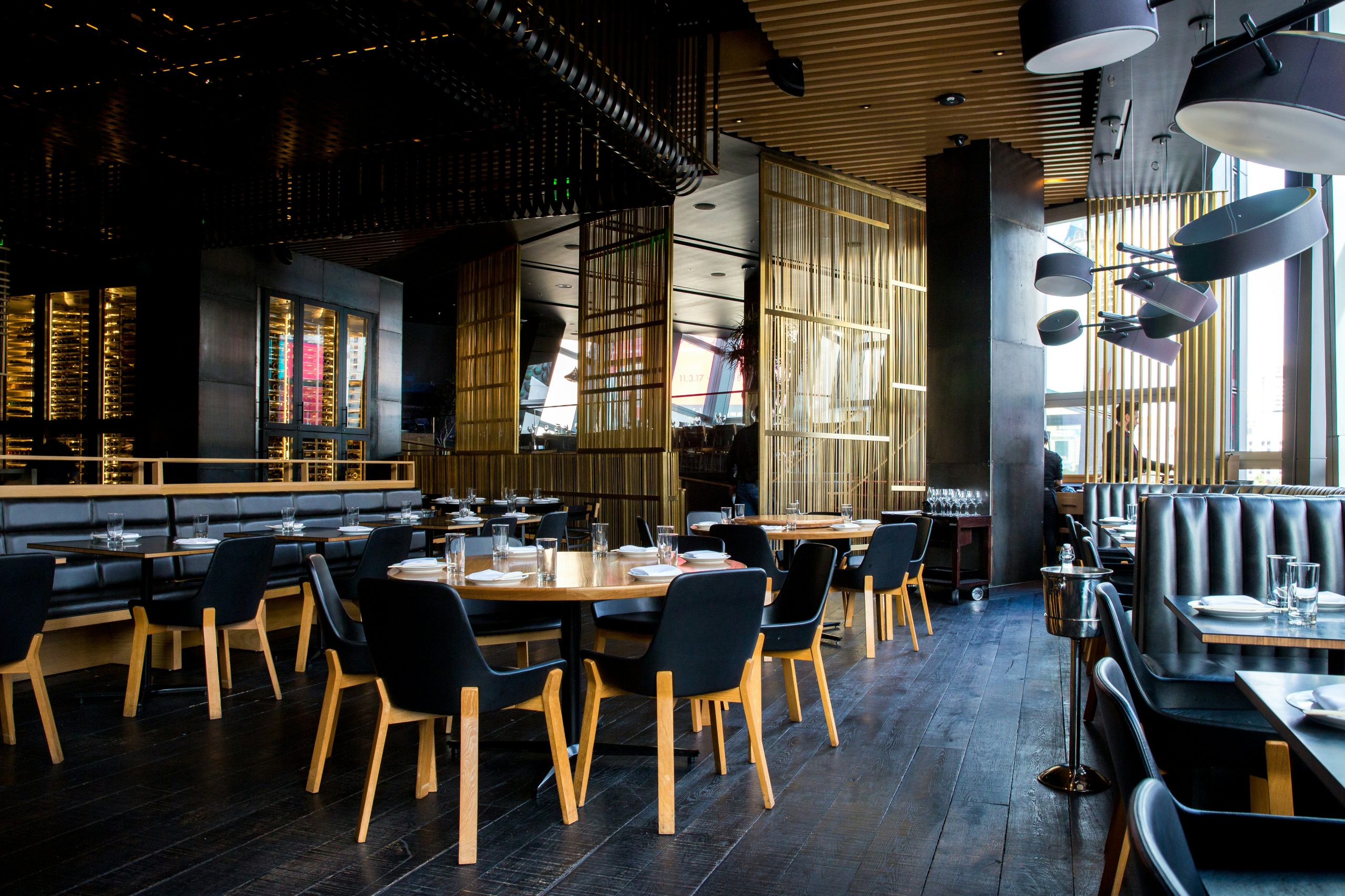 empty tables in a restaurant