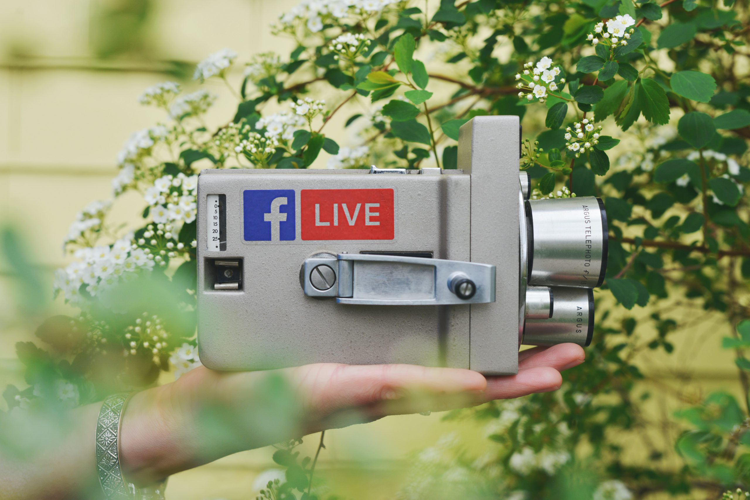 Social media camera to film Facebook live